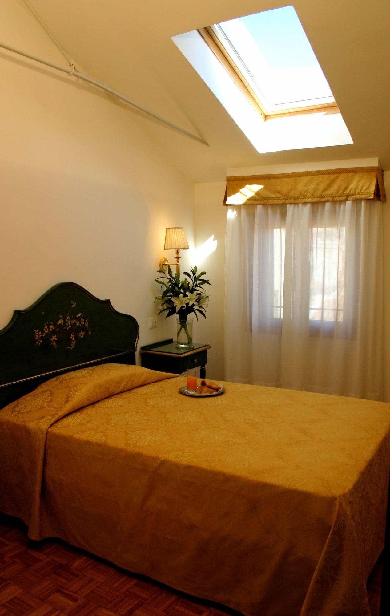 Palazzo Cendon Piano Antico Hotel Venetië Buitenkant foto