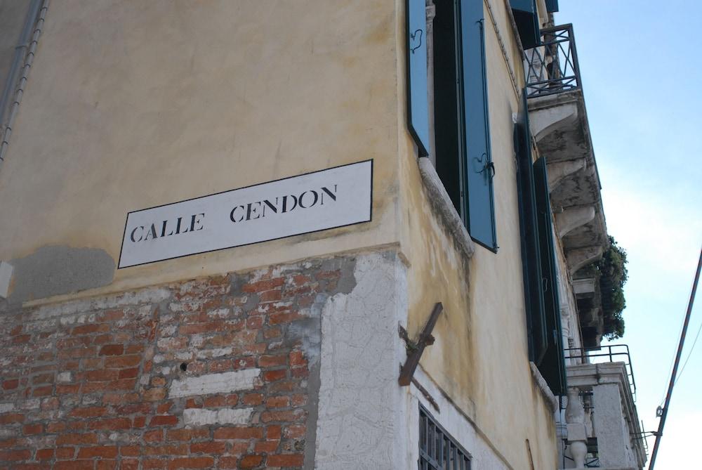 Palazzo Cendon Piano Antico Hotel Venetië Buitenkant foto