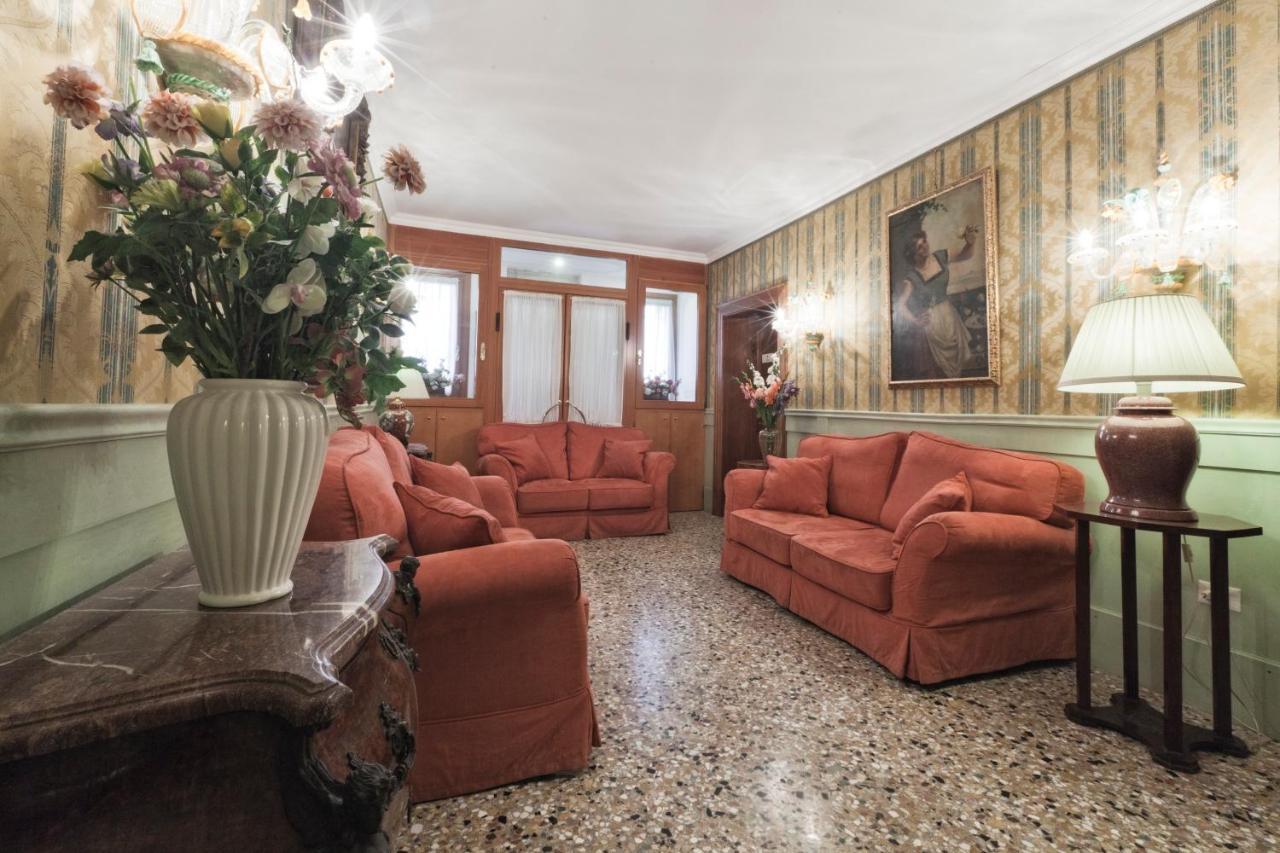 Palazzo Cendon Piano Antico Hotel Venetië Buitenkant foto